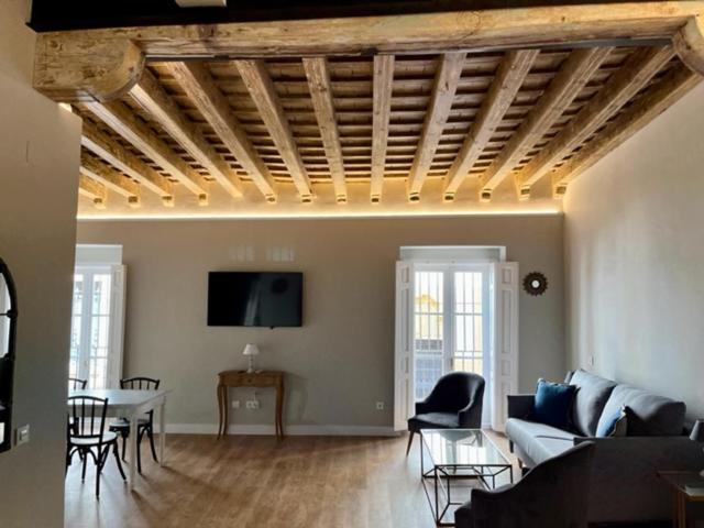 Ti1 Estiloso Loft 120M De La Catedral Tomas De Ibarra Street Sevilla Eksteriør bilde